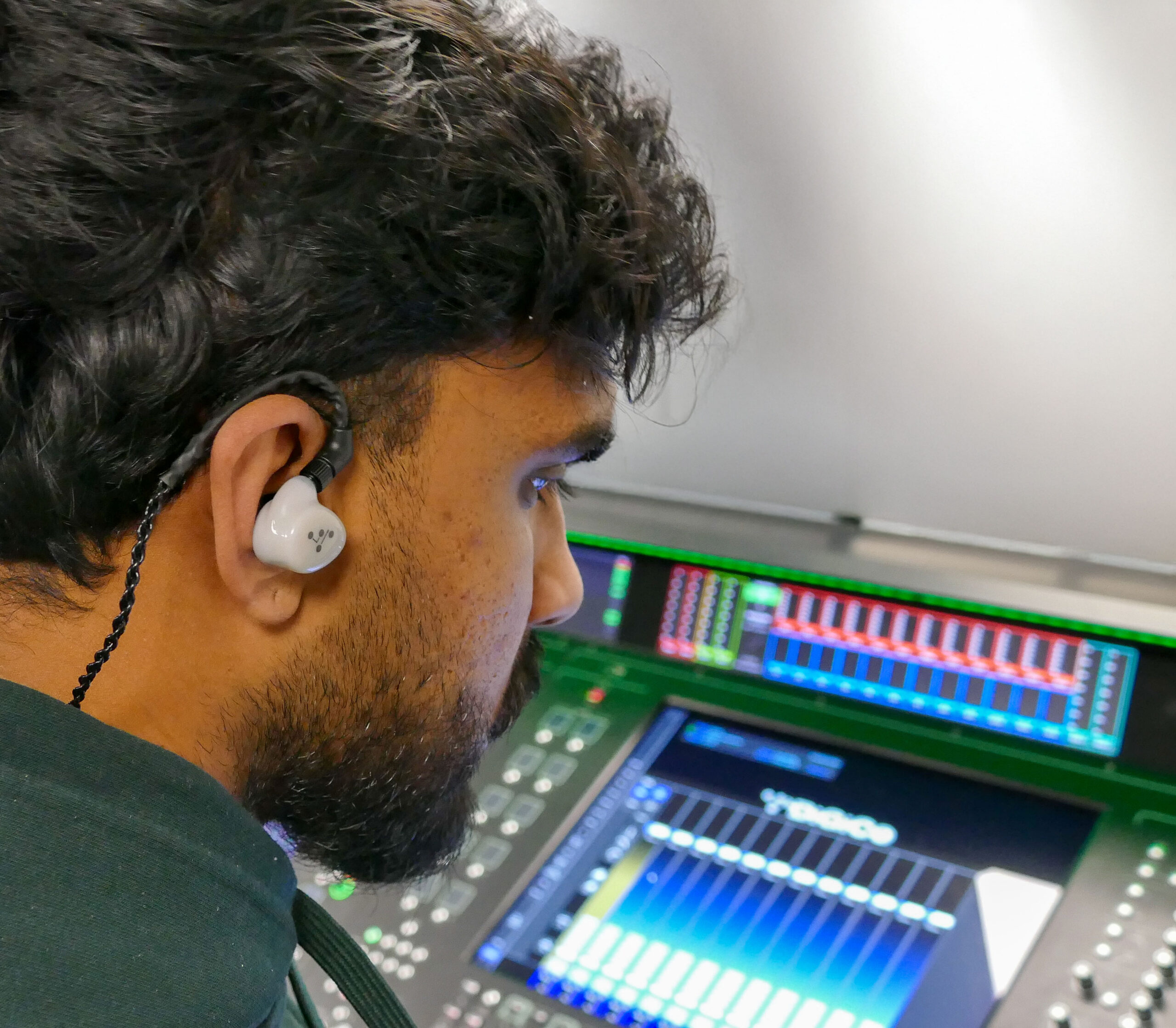 digico-quantum-roxanne-universal-in-ear-monitor-12-treiber image 3